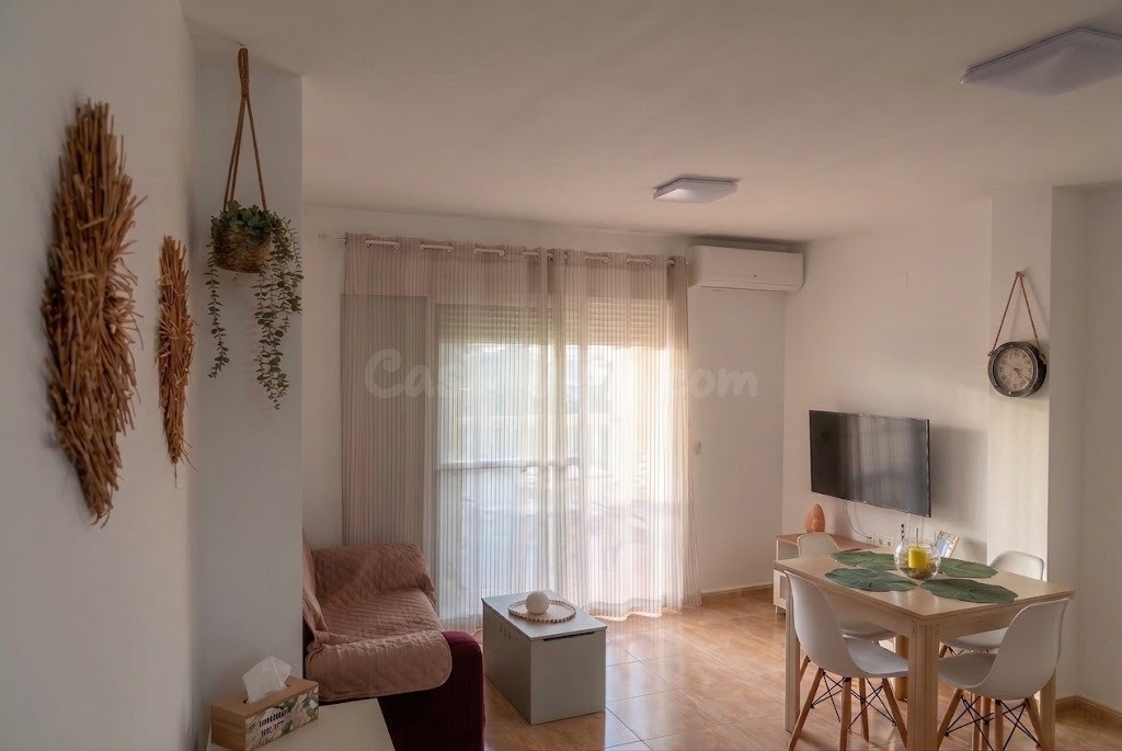 Vive junto al mar: 3 habitaciones, piscina y garaje en Xilxes