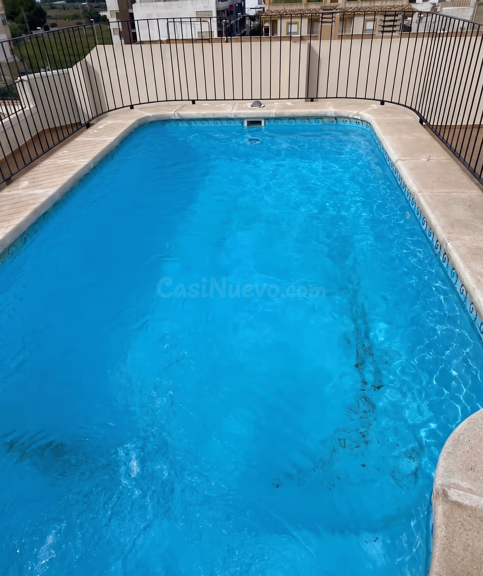 Vive junto al mar: 3 habitaciones, piscina y garaje en Xilxes - foto 4