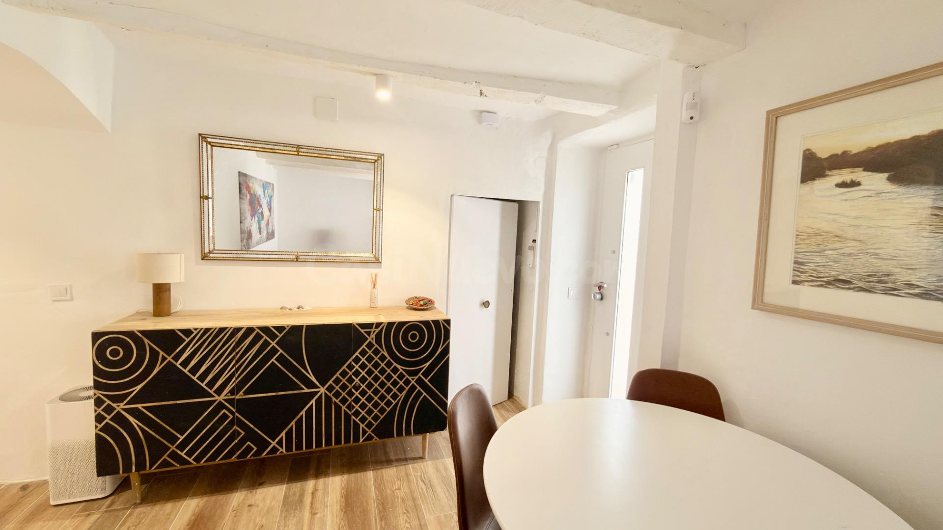 CASA CON ENCANTO EN CUNIT – ESPACIO, TERRAZA Y A SOLO 650 M DEL MAR - foto 2