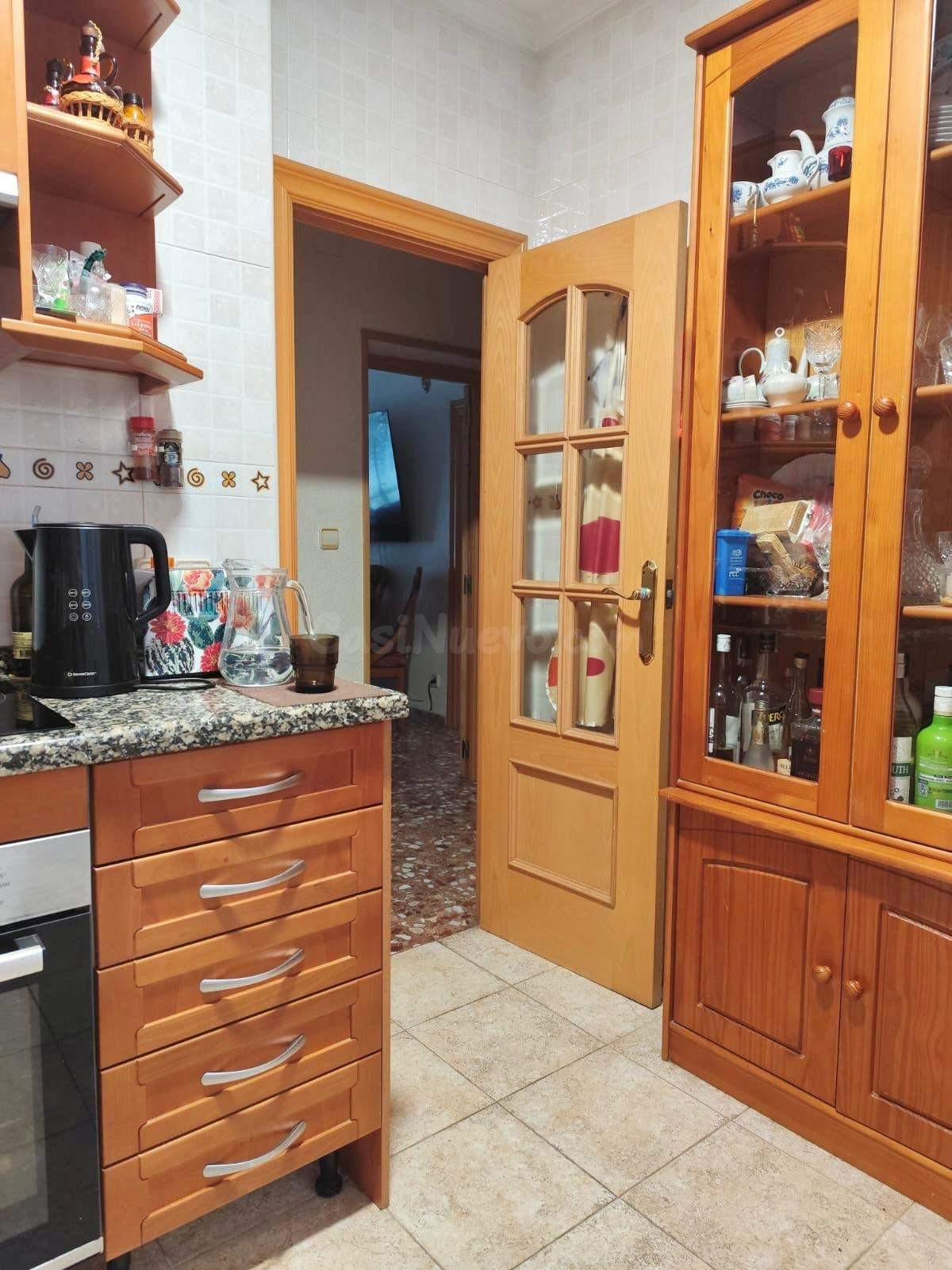 Acogedor piso en venta en Virgen del Remedio, Alicante por s - foto 3