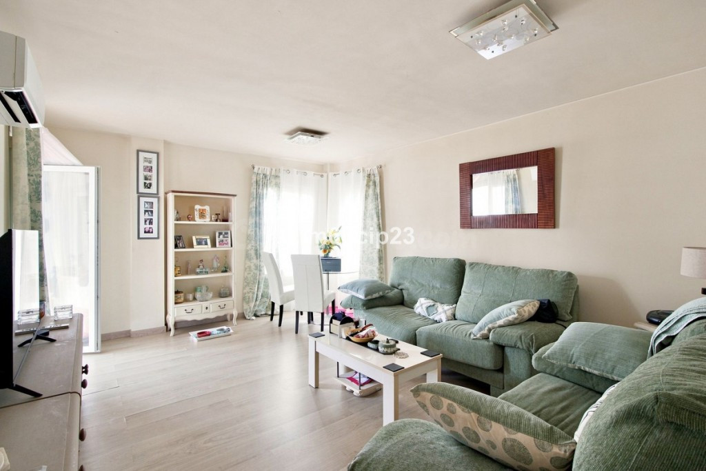 Apartamento en Venta en San Luis De Sabinillas Málaga - foto 4