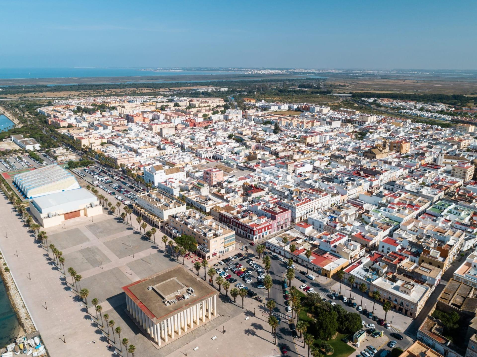 PISO EN PLANTA BAJA EN EL CENTRO