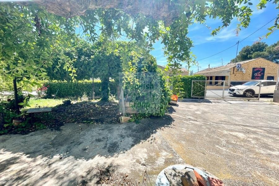 Venta de finca / country property en La romana, con 3 dormitorios y 1 baño - foto 4