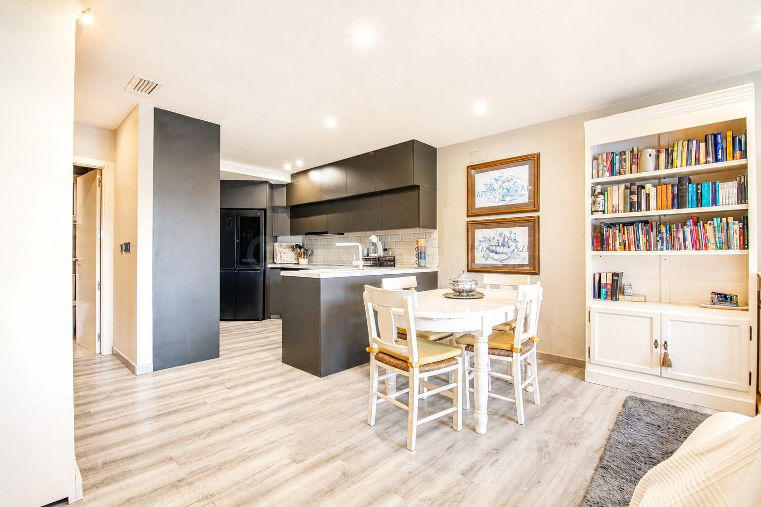 FANTASTICO BUNGALOW A SOLO 150 METROS DE LA PLANTA DE ARENAL - foto 3