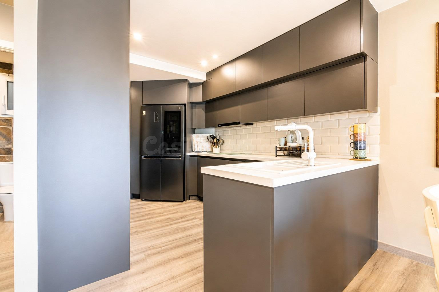 FANTASTICO BUNGALOW A SOLO 150 METROS DE LA PLANTA DE ARENAL - foto 4