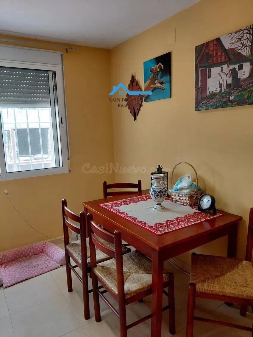 Exclusivo adosado con piscina privada en una urbanización de - foto 3