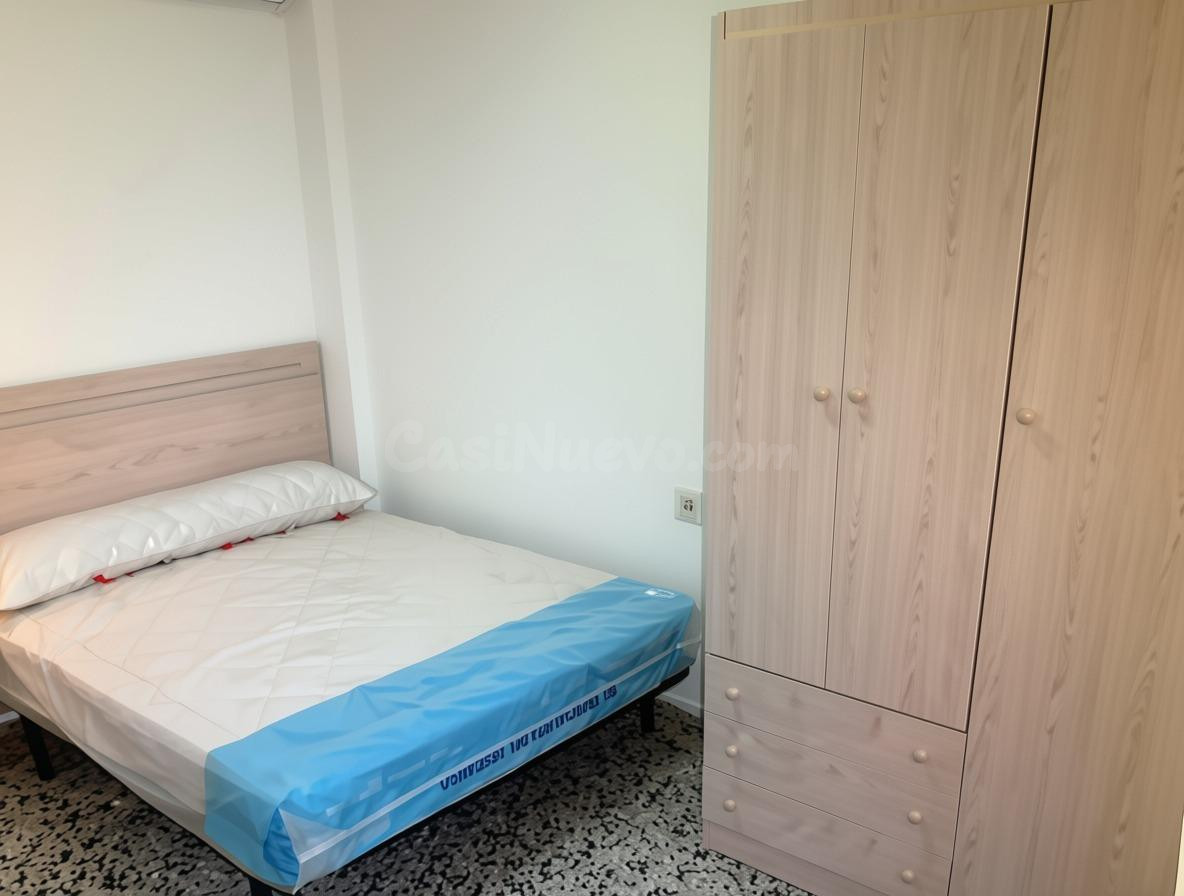 Piso en Venta en el Pueblo de Cullera - foto 5