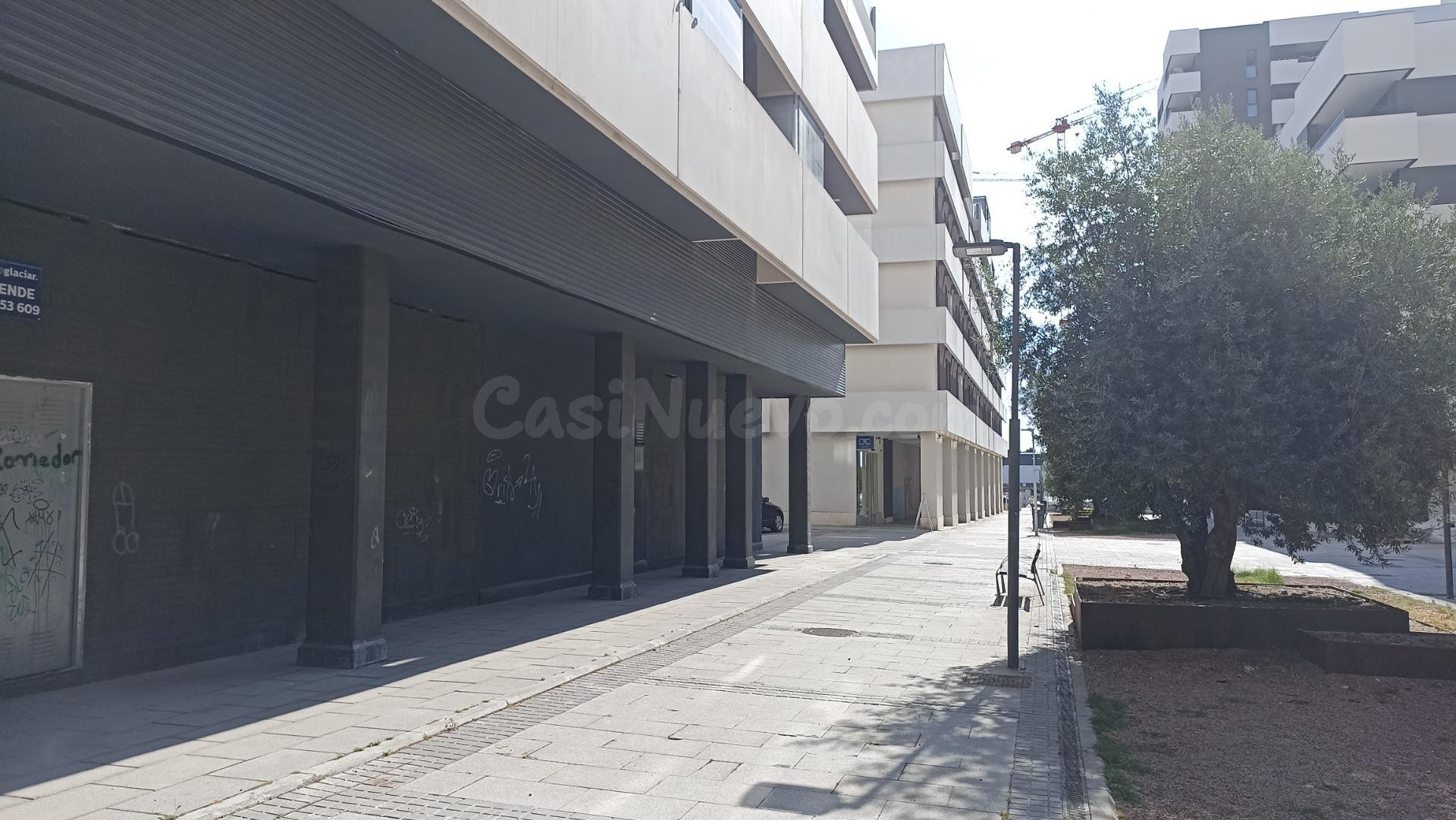 Local comercial 122m² en alquiler - ARGANDA DE REY (MADRID)