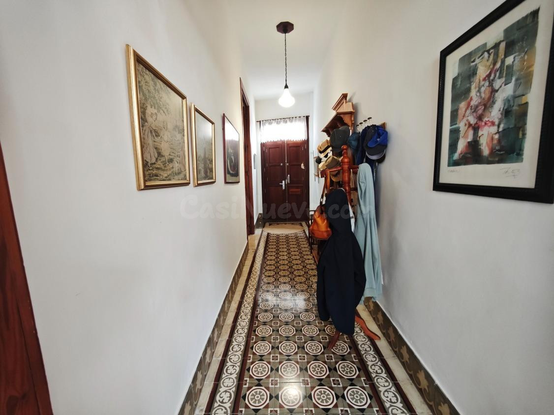 Casa Canaria restaurada con jardín privado en el corazón de Garachico, Tenerife norte. - foto 2