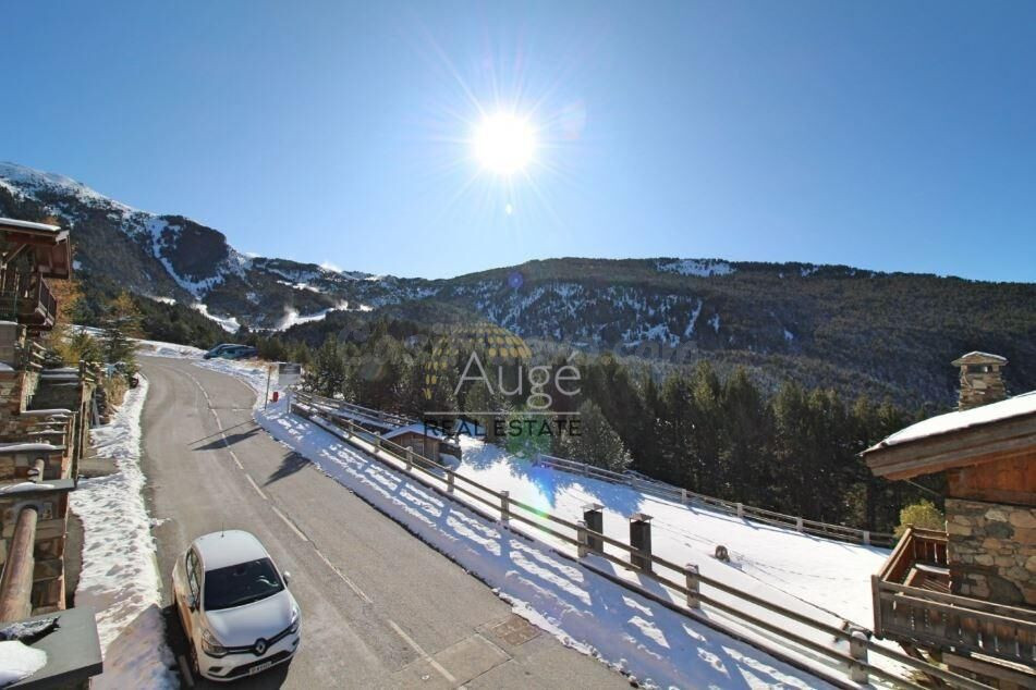 IMPRESIONANTE CHALET EN EL FORN DE CANILLO - foto 3