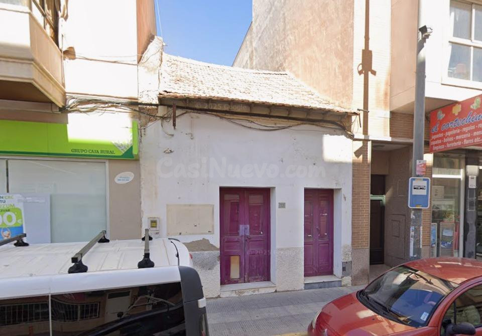 Casa baja de 3 dormitorios en pleno centro de Los Montesinos