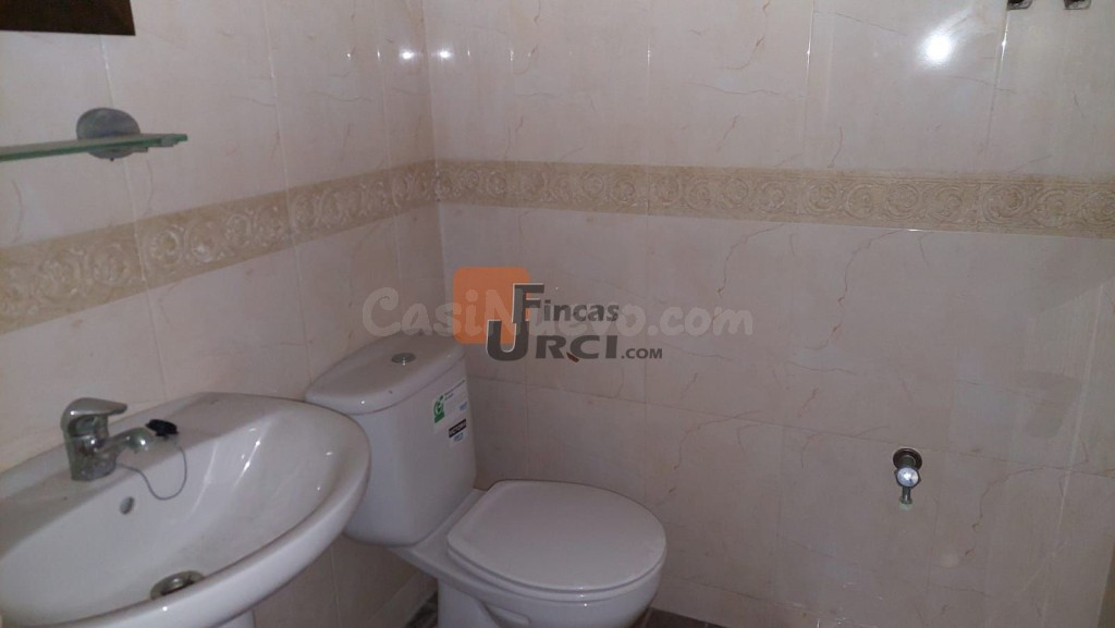 Local comercial en Alquiler en Aguilas Murcia - foto 2