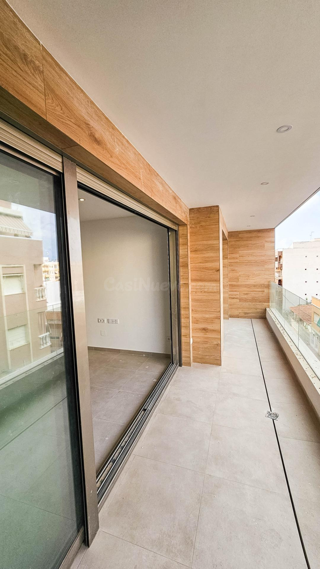 Reformado y amplio apartamento de 1 dormitorio, listo para entrar a vivir, cerca de Playa del Cura - foto 5