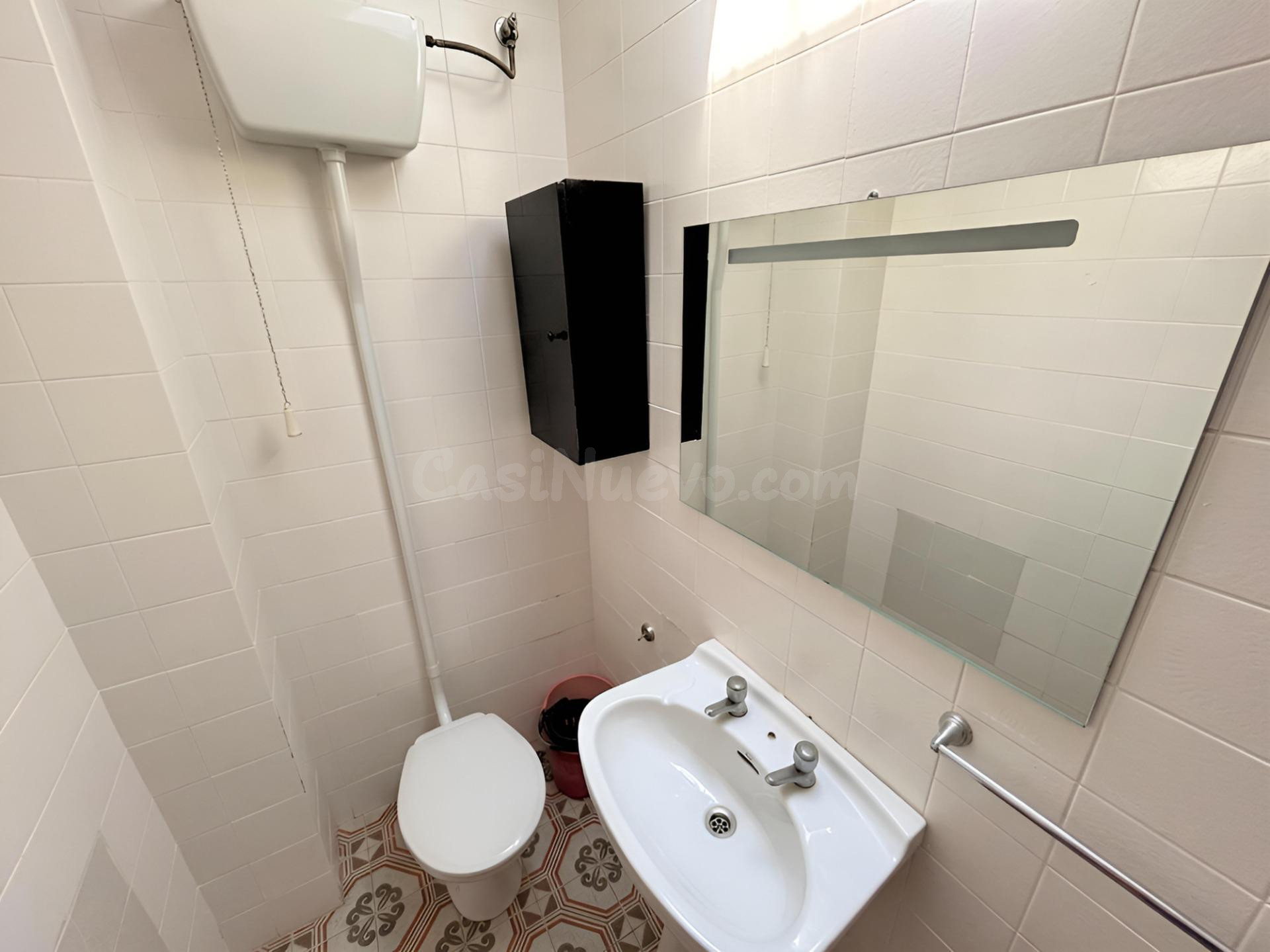 Amplio piso con 4 habitaciones en el centro de La Vall d'Uix - foto 5