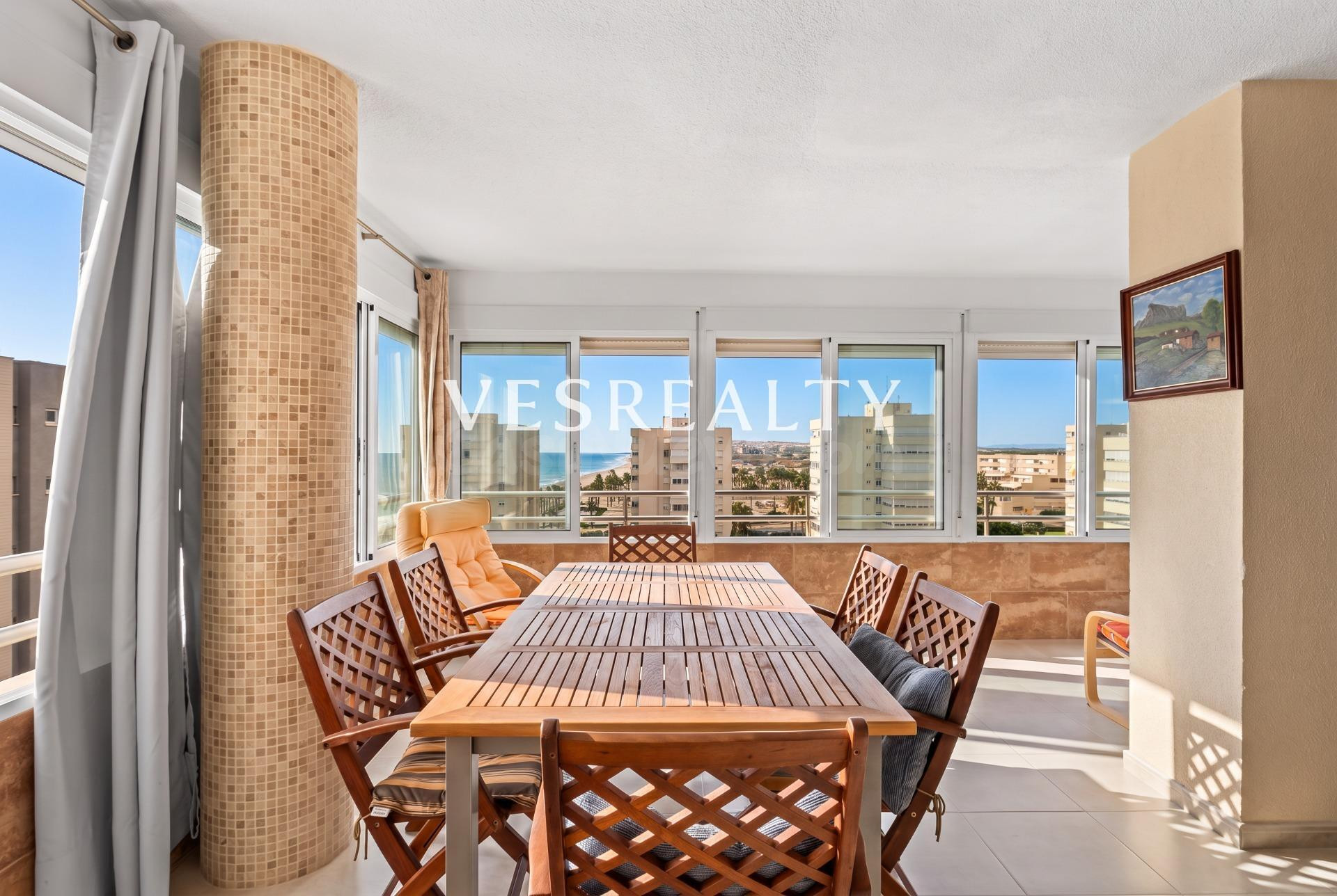 Exclusivo Apartamento en Primera Línea de Playa en Urbanova, Alicante - €490,000 - foto 2