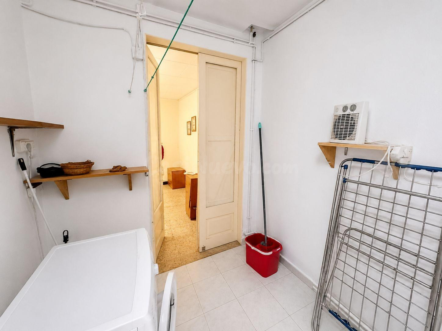 Inmueble de 255 m2 en Navarcles con vivienda, amplios espaci - foto 3