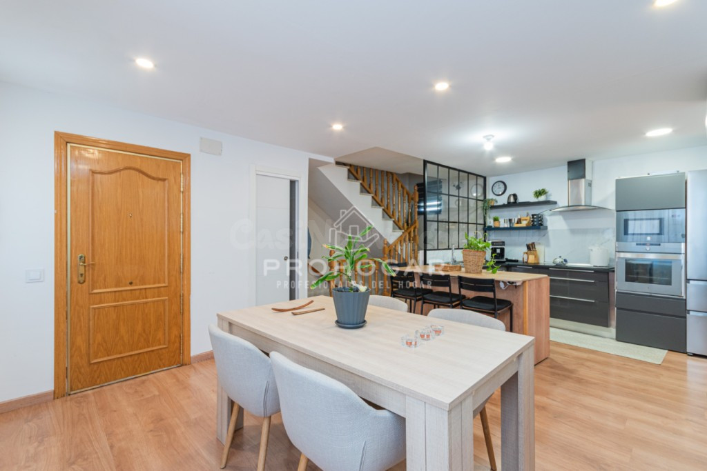 Venta de casa en Colmenar viejo, de 174m2 con 3 dormitorios y 2 baños con plaza de garaje