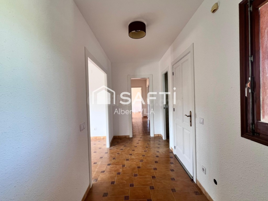 Finca rústica con chalet y piscina en Valls - foto 4