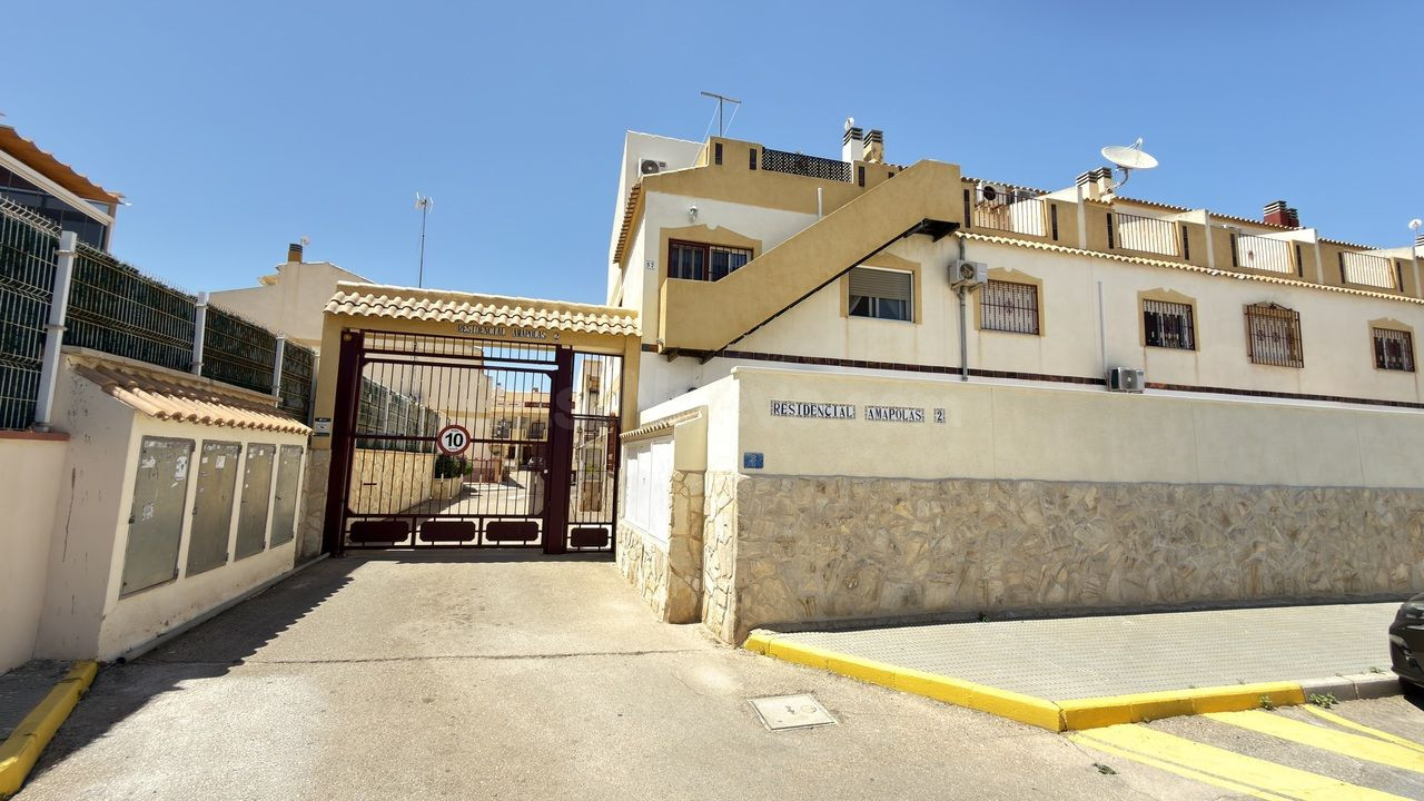 Adosado 3 habitaciones 80m² en venta - La Zenia - foto 2