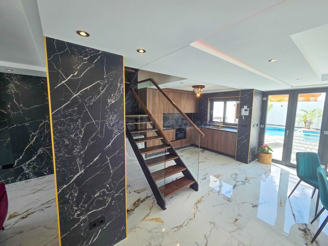 Adosado 5 habitaciones en venta - Los Urrutias - foto 3