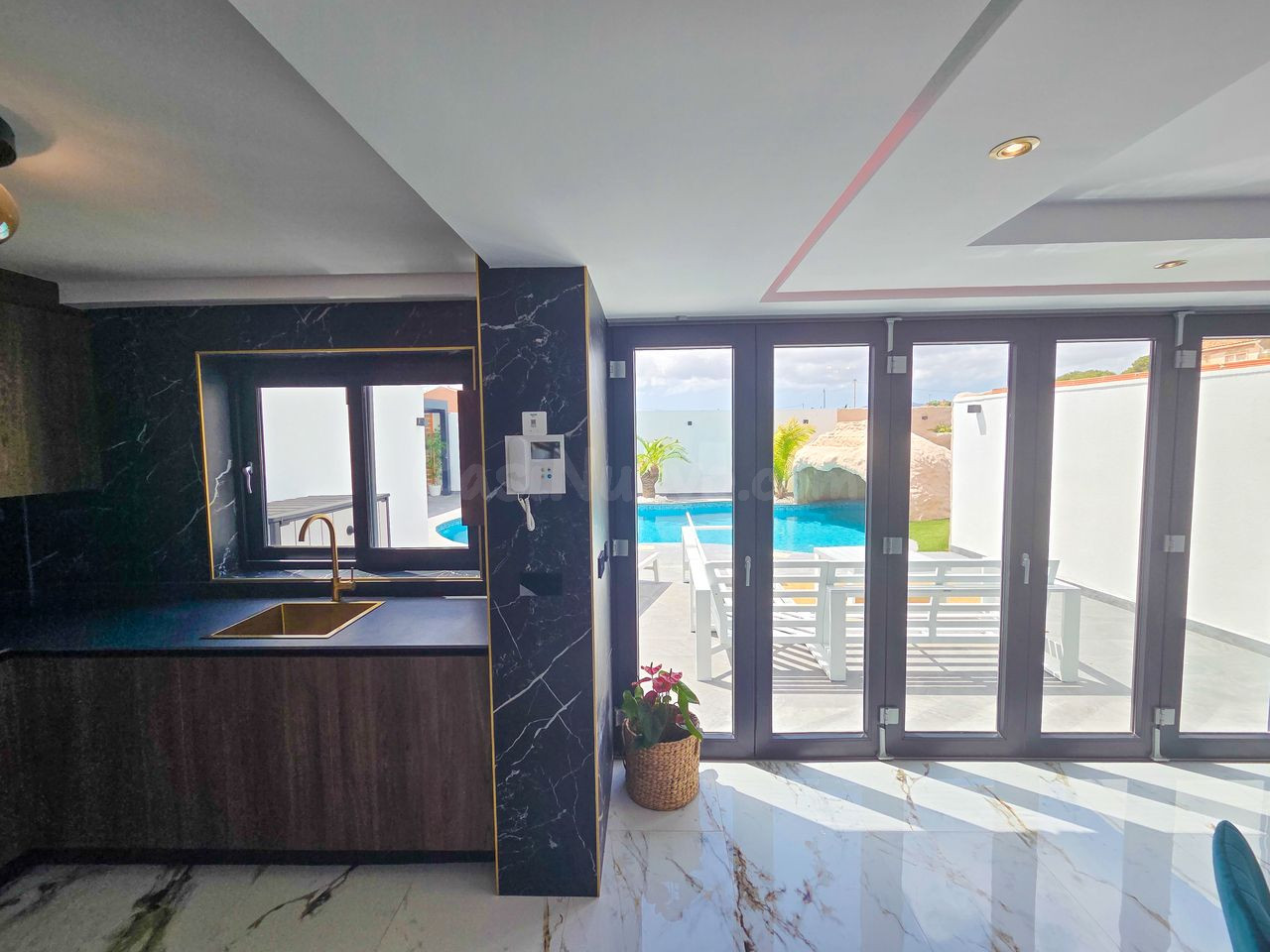 Adosado 5 habitaciones en venta - Los Urrutias - foto 4