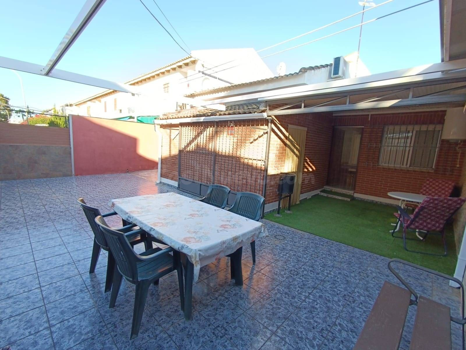 Pareado 3 habitaciones 240m² en venta - San Pedro de Pinatar - foto 2