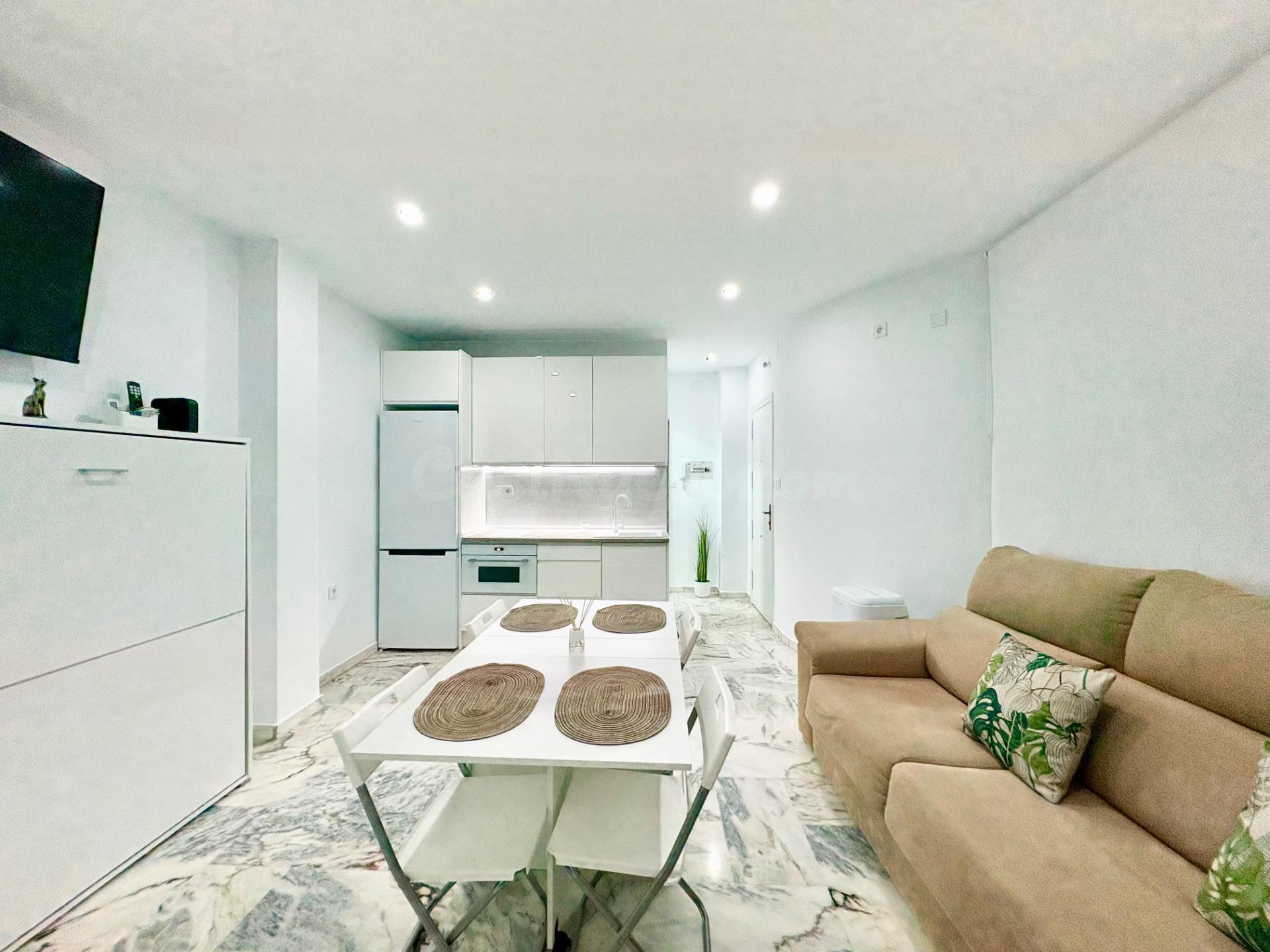 Local-Apartamento: Tu Refugio Ideal en la Playa - foto 2