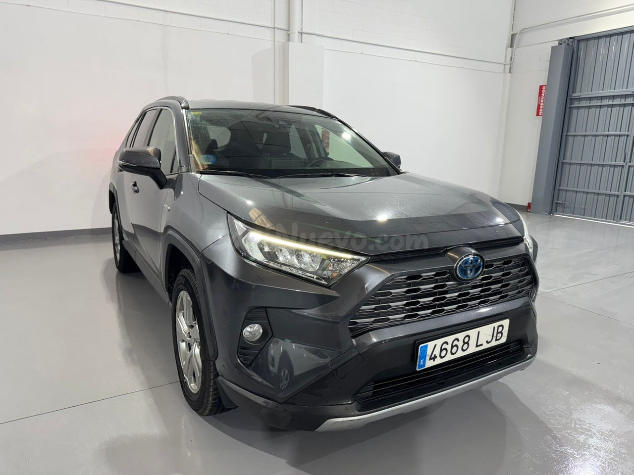 TOYOTA Rav4 2.5l 220H Advance (2020)
