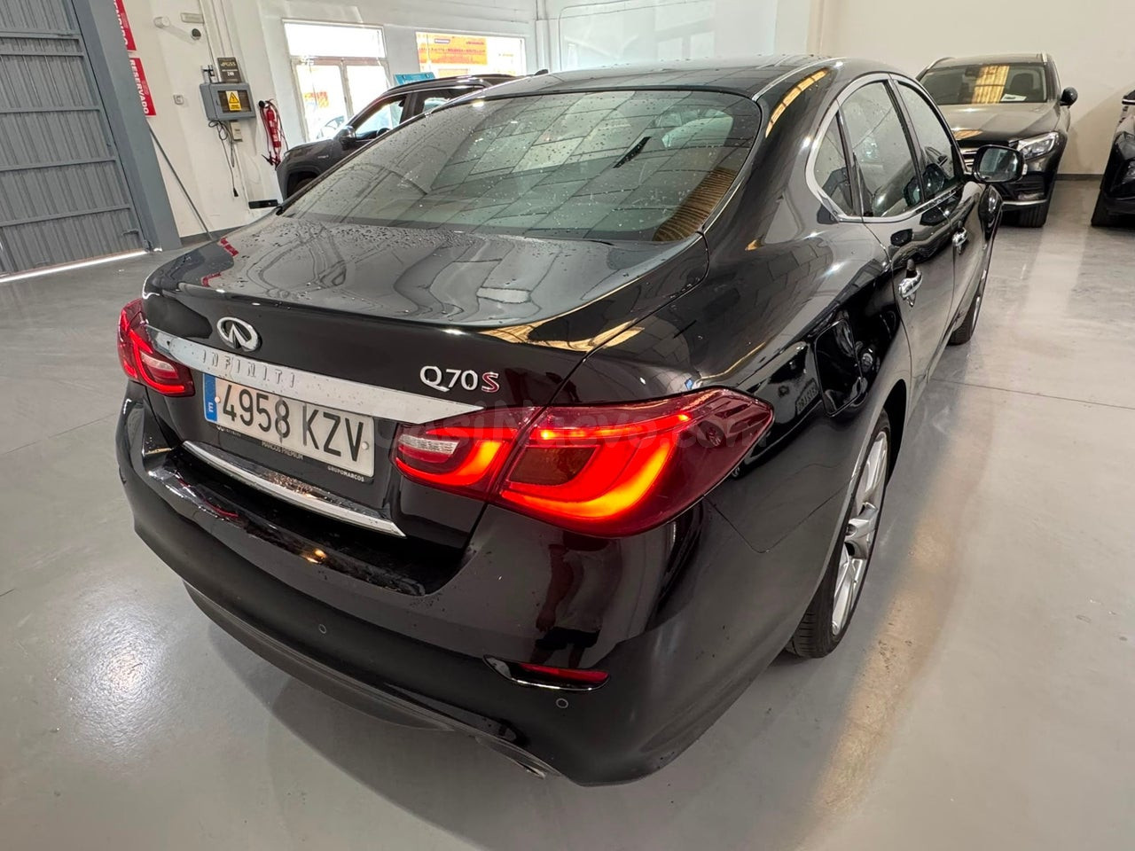 INFINITI Q70 2.2D GT SPORT TECH AUTO (2019) - foto 3