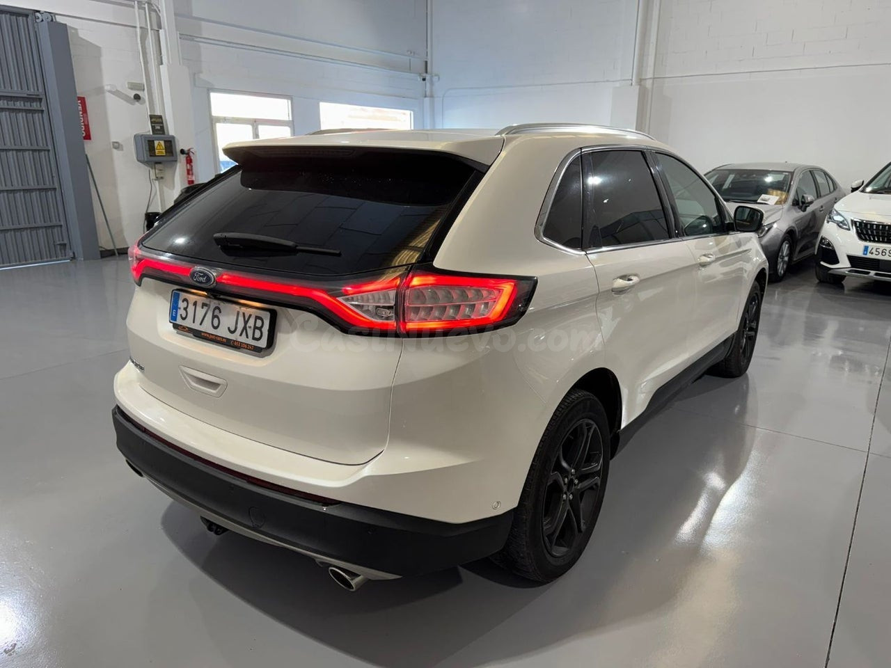 FORD Edge 2.0 TDCI 154kW Titanium 4WD Auto (2017) - foto 3