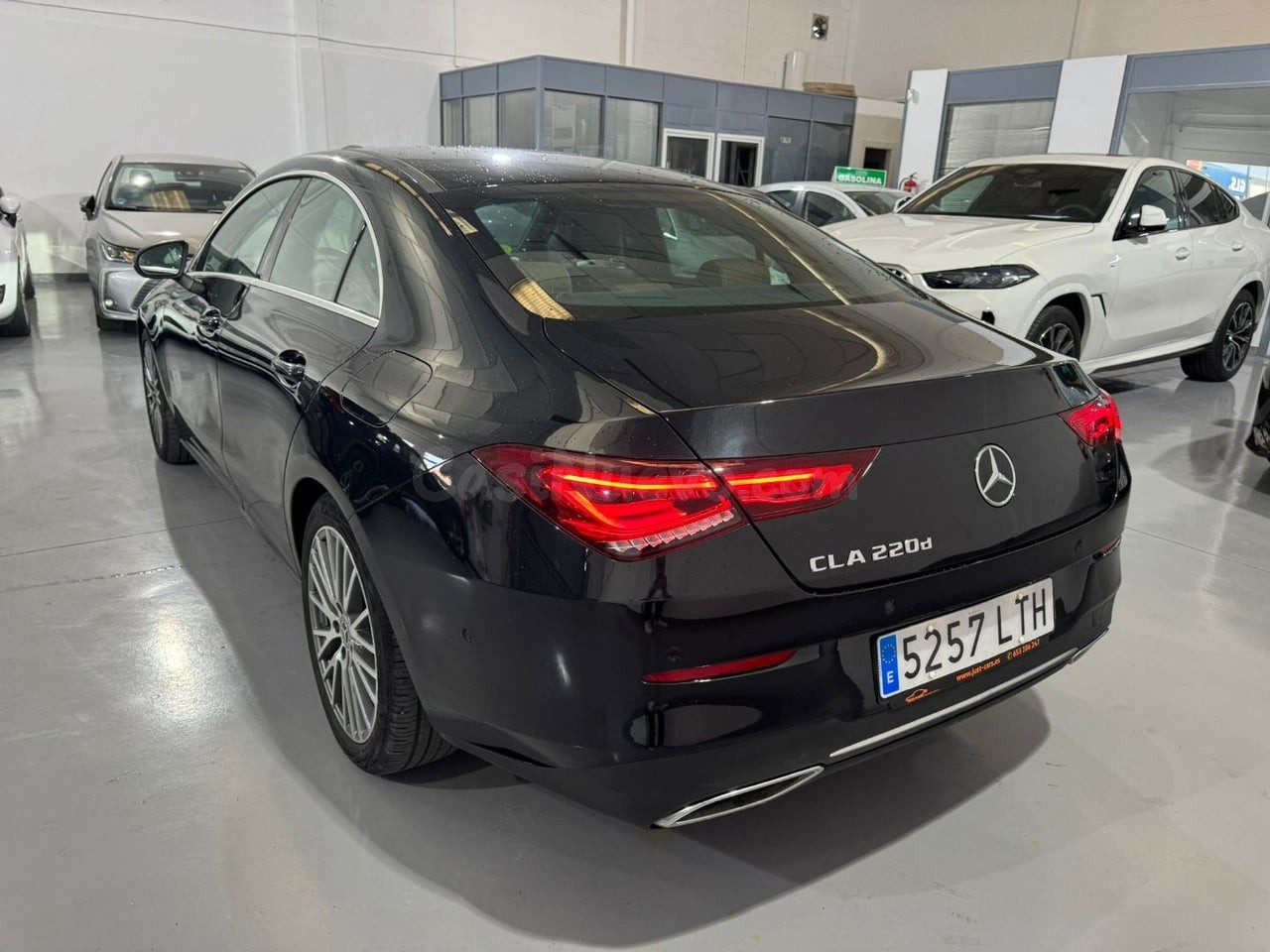 Mercedes CLA 220 DCT Berlina 2021 - 52.570 km - Arganda del Rey - foto 4