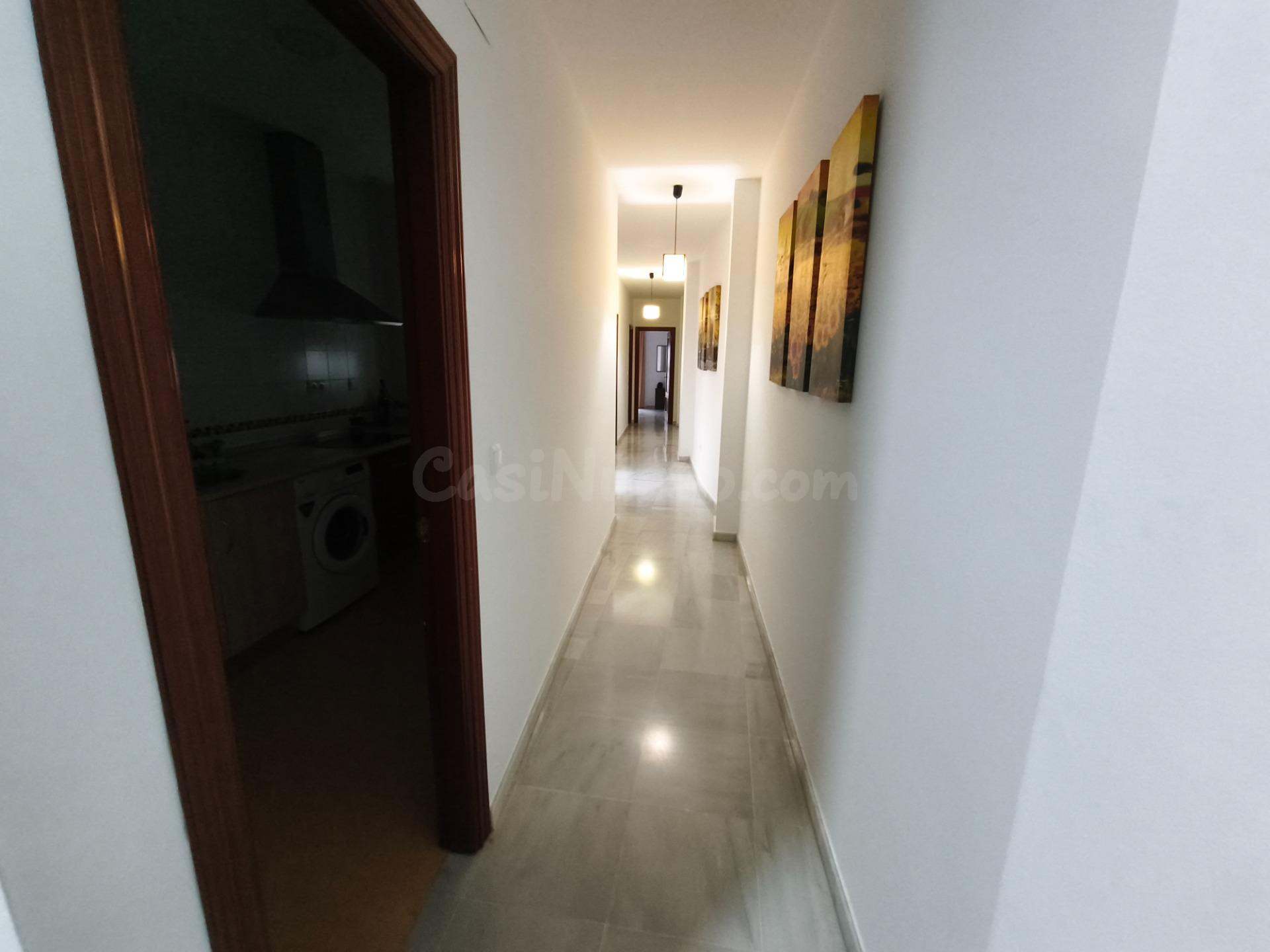 Piso en Planta Baja con Espacios Exteriores Privados! - foto 3