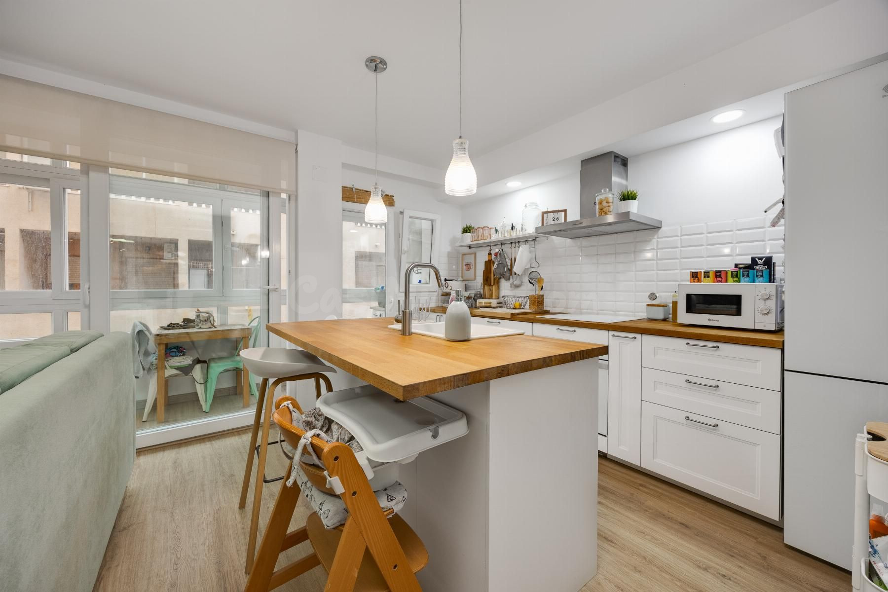 APARTAMENTO DE 3 DORMITORIOS Y 2 BAÑOS EN TORREVIEJA (PLAYA  - foto 3