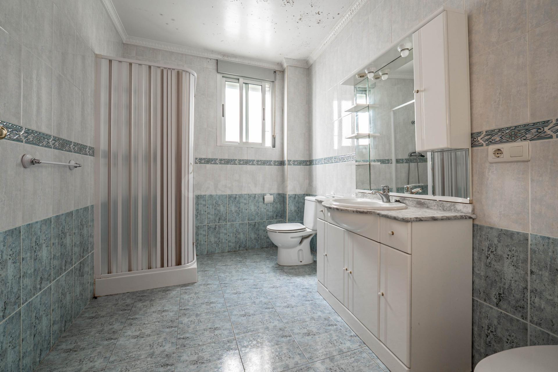 Edificio en Venta en Guadix - Oportunidad de Inversión - foto 3
