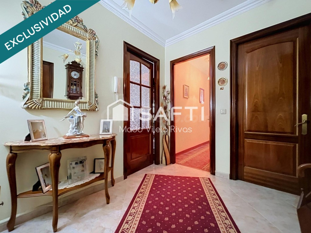 Piso acogedor de dos habitaciones con balcón y terraza en el centro de Padrón. - foto 3