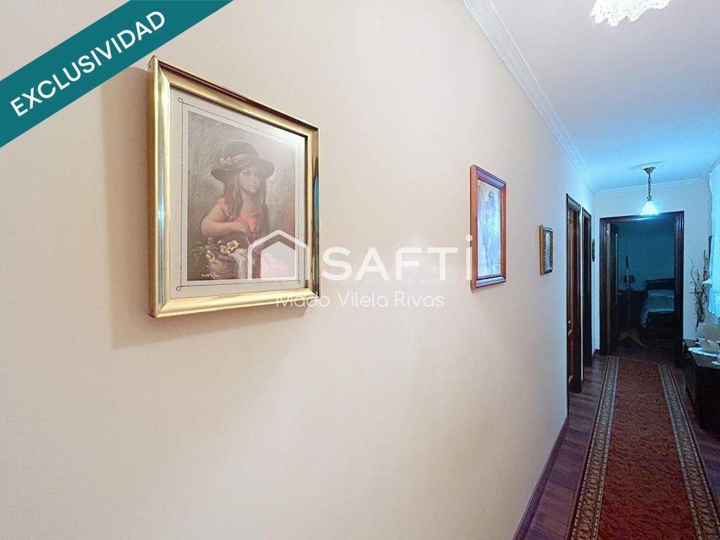 Piso acogedor de dos habitaciones con balcón y terraza en el centro de Padrón. - foto 4