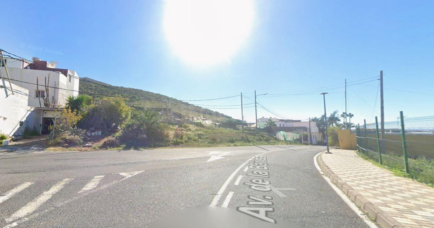 Solar 290m² en venta - Montaña los Vélez - Vargas