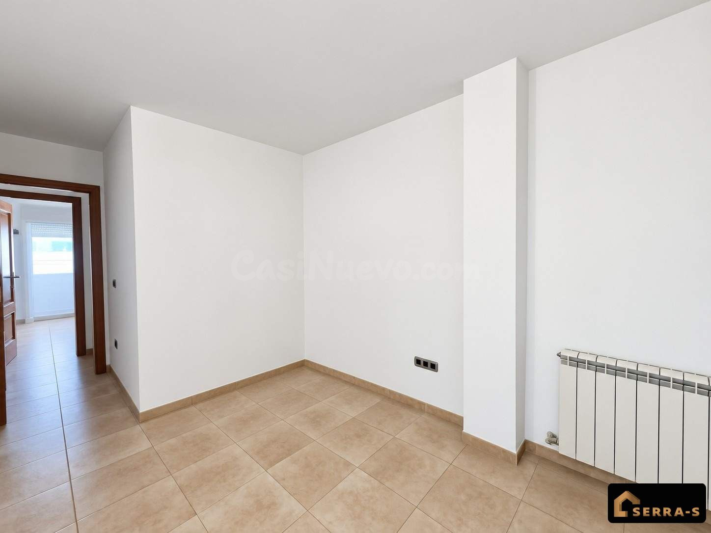 PISO DE 3 habitaciones, 2 BAÑOS Y PLAZA DE PARKING CERRADA " - foto 4