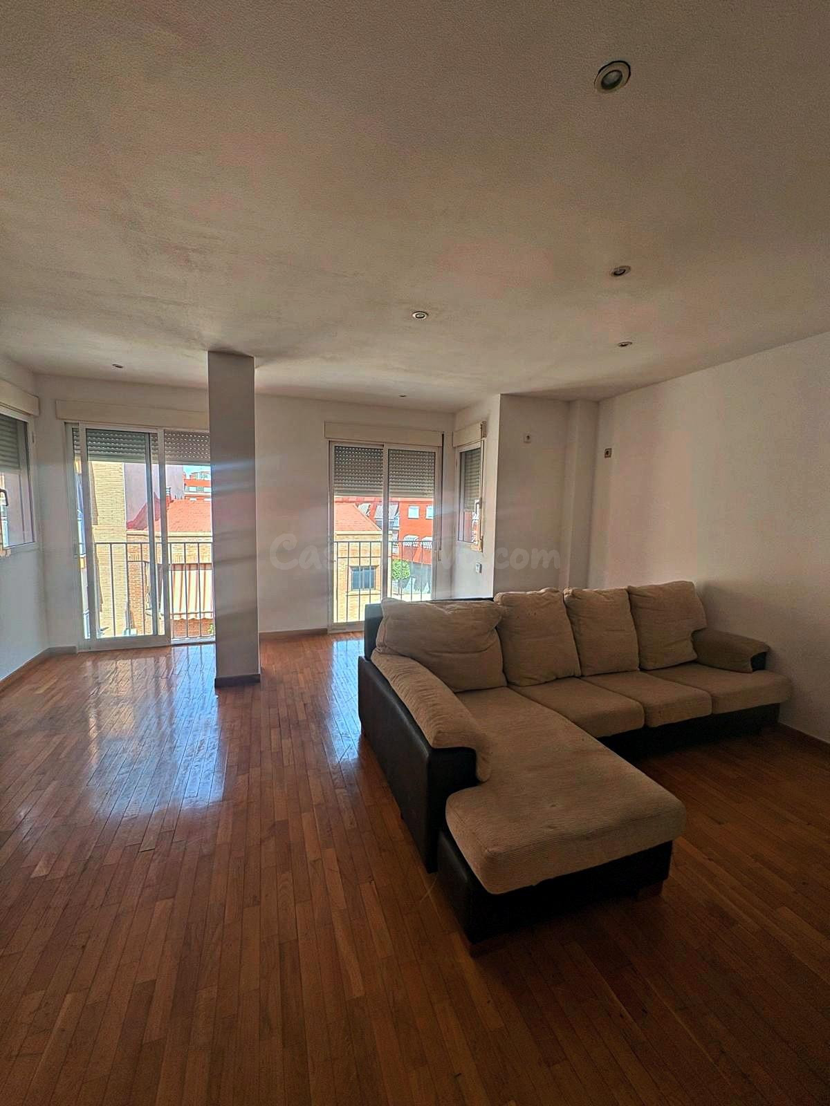 PISO EN ALQUILER EN ALCANTARILLA - foto 2