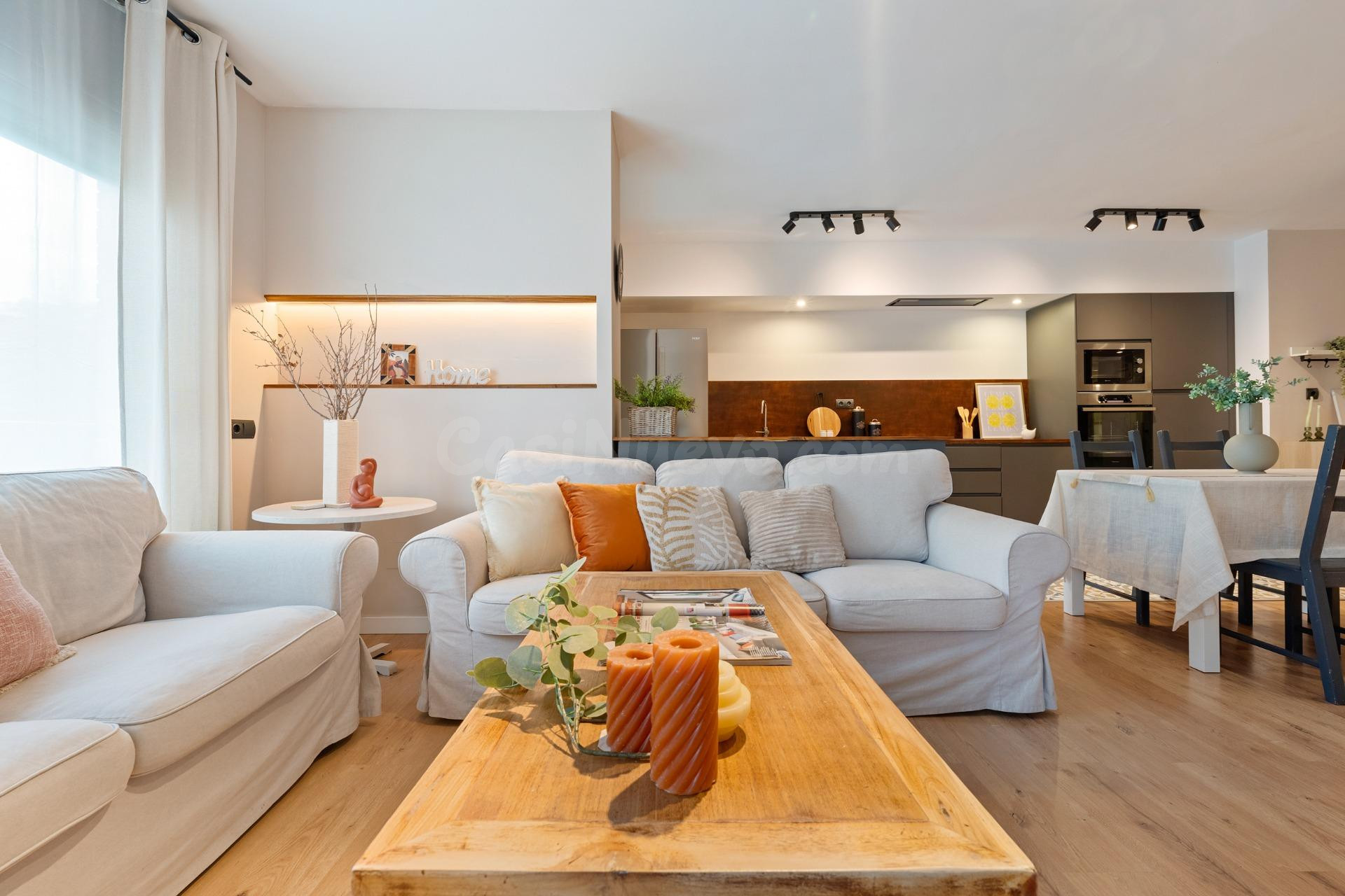 Amplio piso de 4 habitaciones con dos terrazas y plaza de ap - foto 4