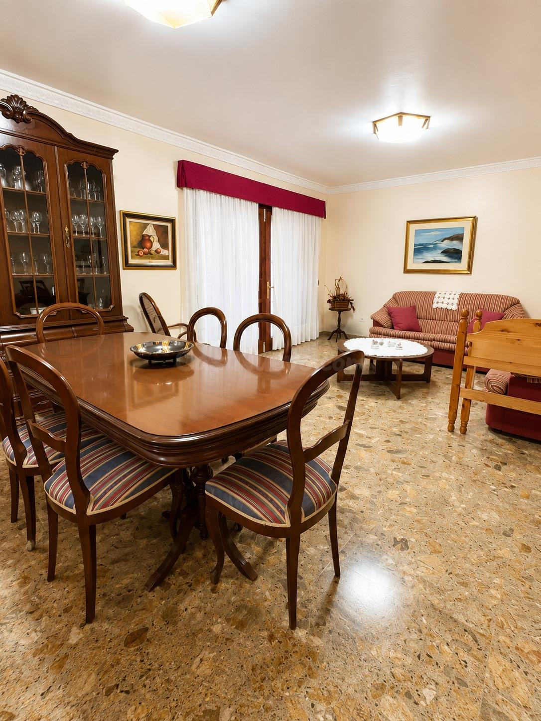 Vivienda singular de 148 m2 útiles, amplios espacios y gran  - foto 3