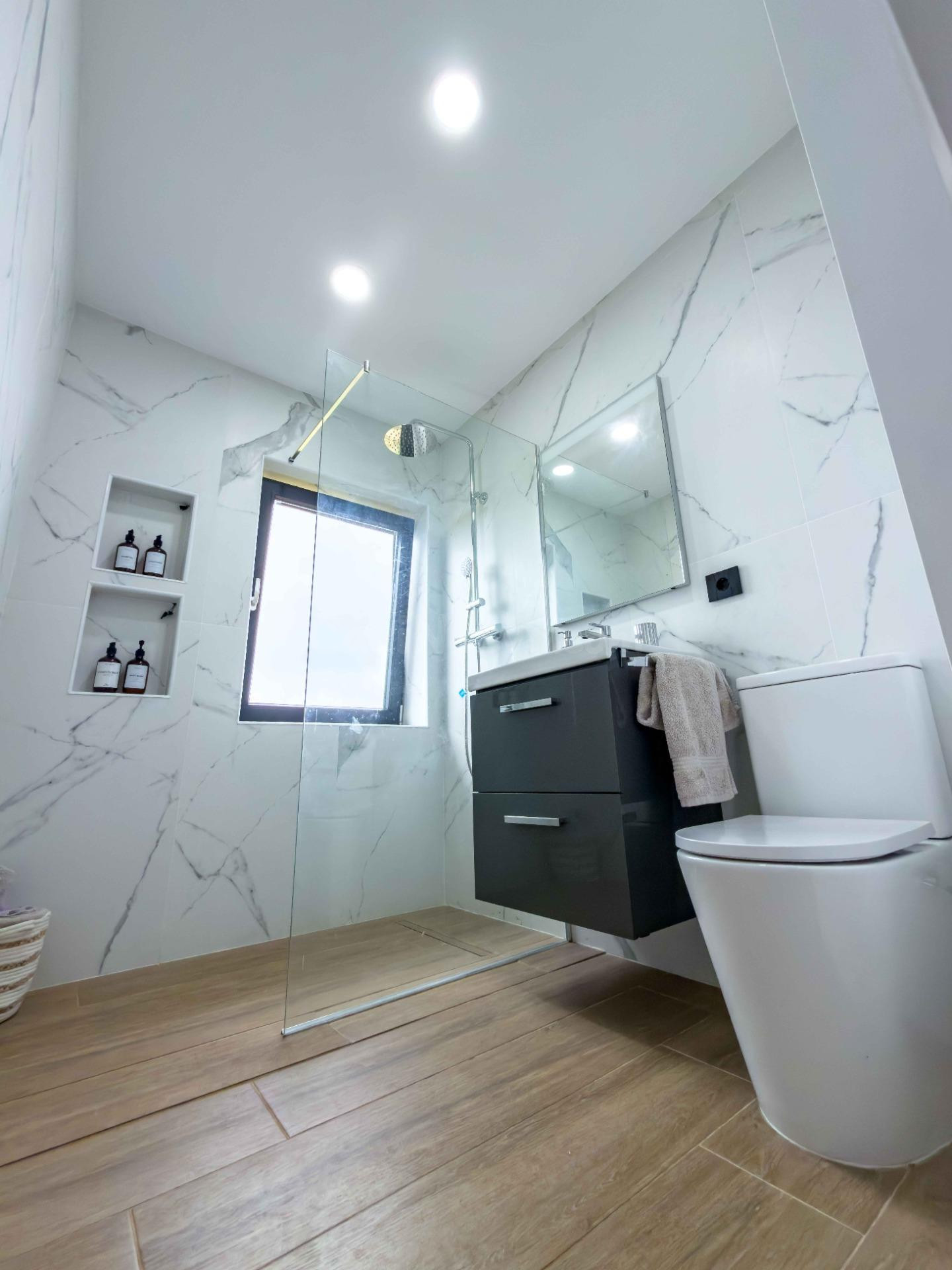 Donde la exclusividad encuentra su lugar. Villa en El Ortiga - foto 5