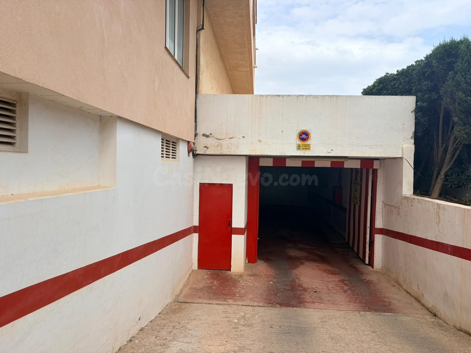 Garaje 8m² en venta - Punta Prima - foto 3