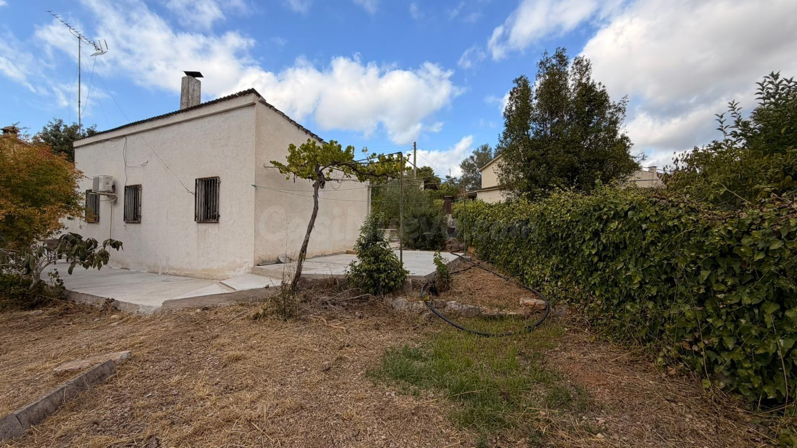 Casa independiente con piscina a la venta en Can Suria, Olivella - foto 2