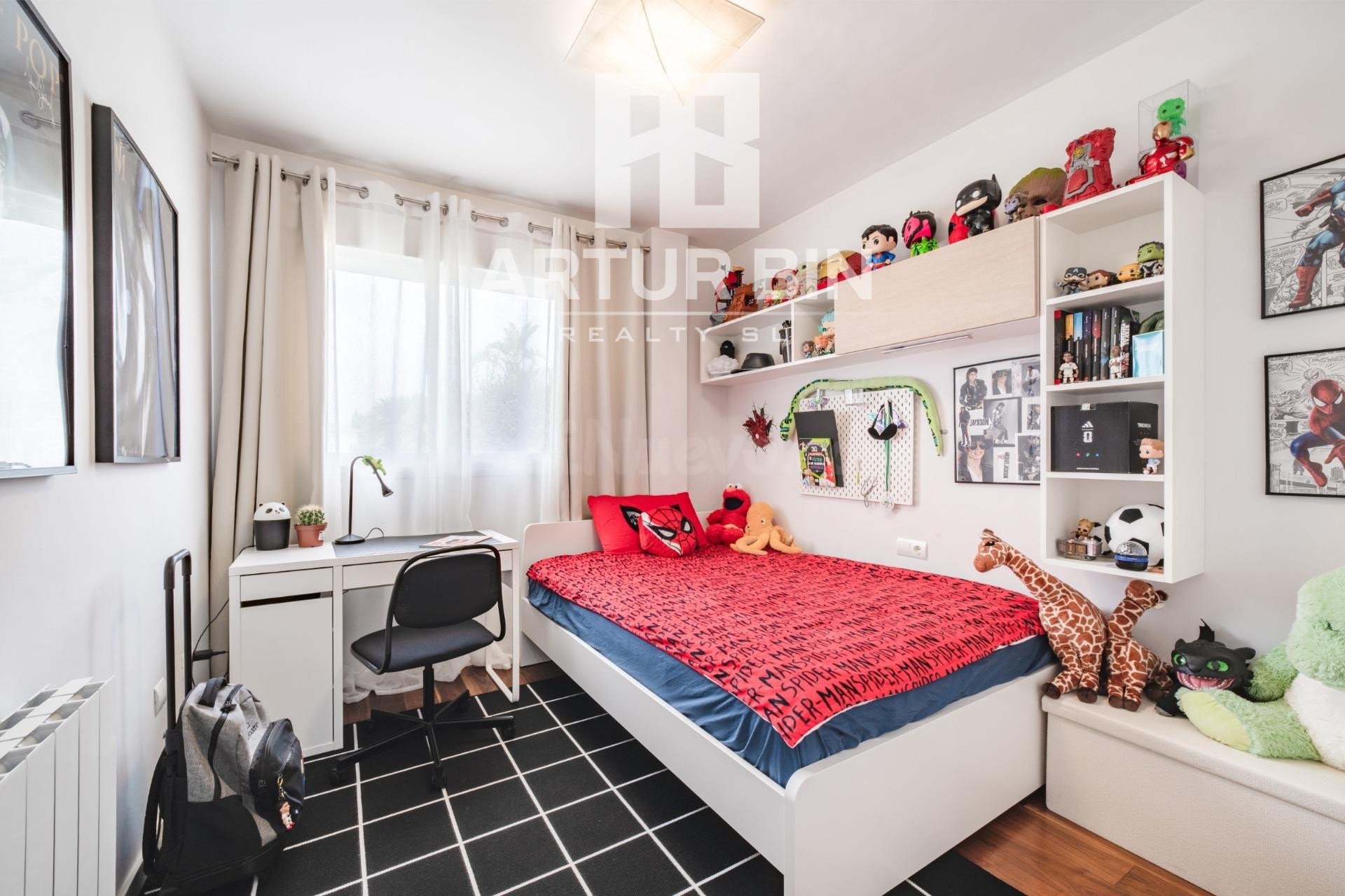 Adosado 4 habitaciones 236m² en venta - Casas Verdes - foto 3
