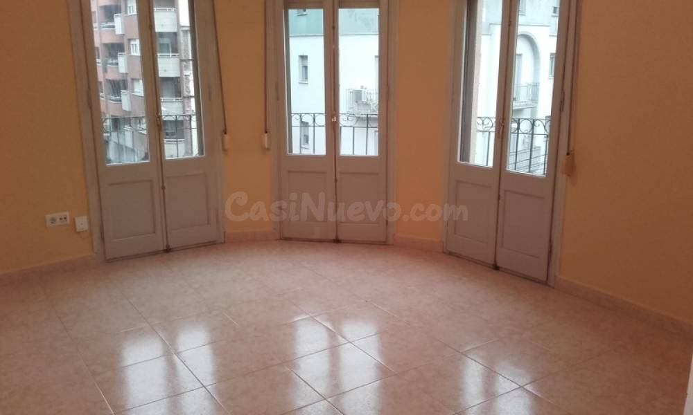 Amplio Piso en Lleida - Zona Rectorat