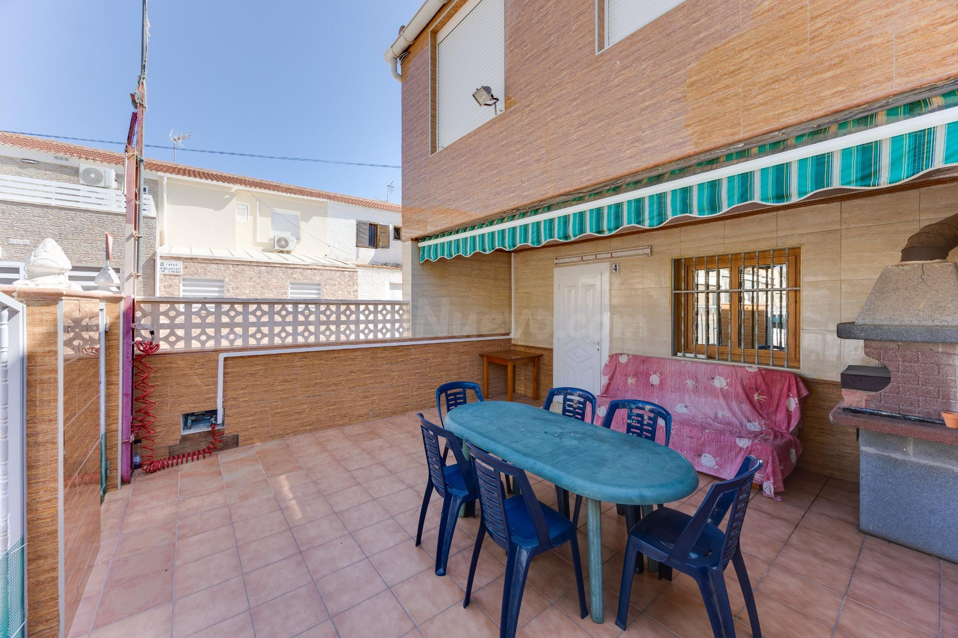 Chalet adosado en San Roque, Torrevieja - foto 3