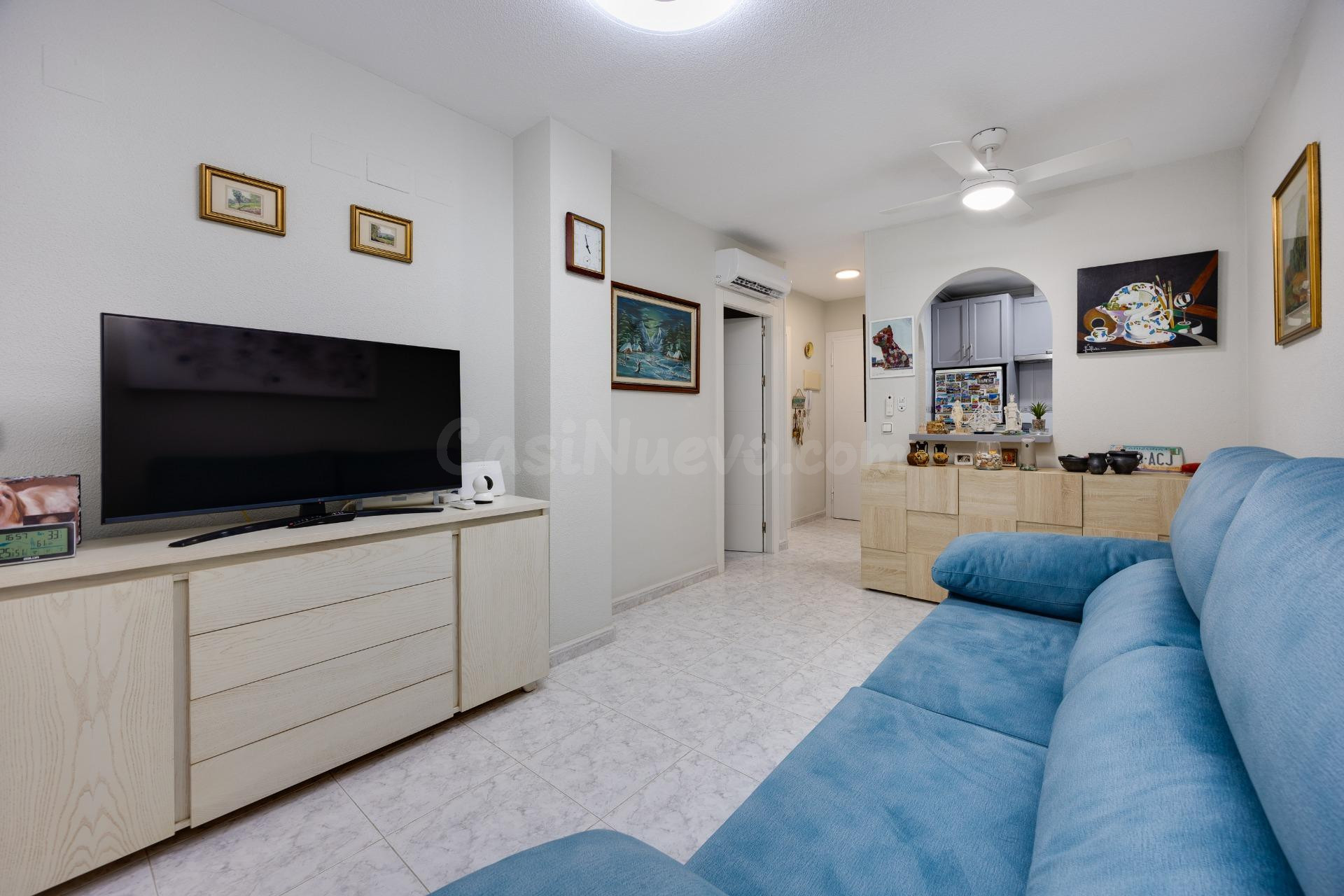 Apartamento reformado de un dormitorio en la Playa de los Locos