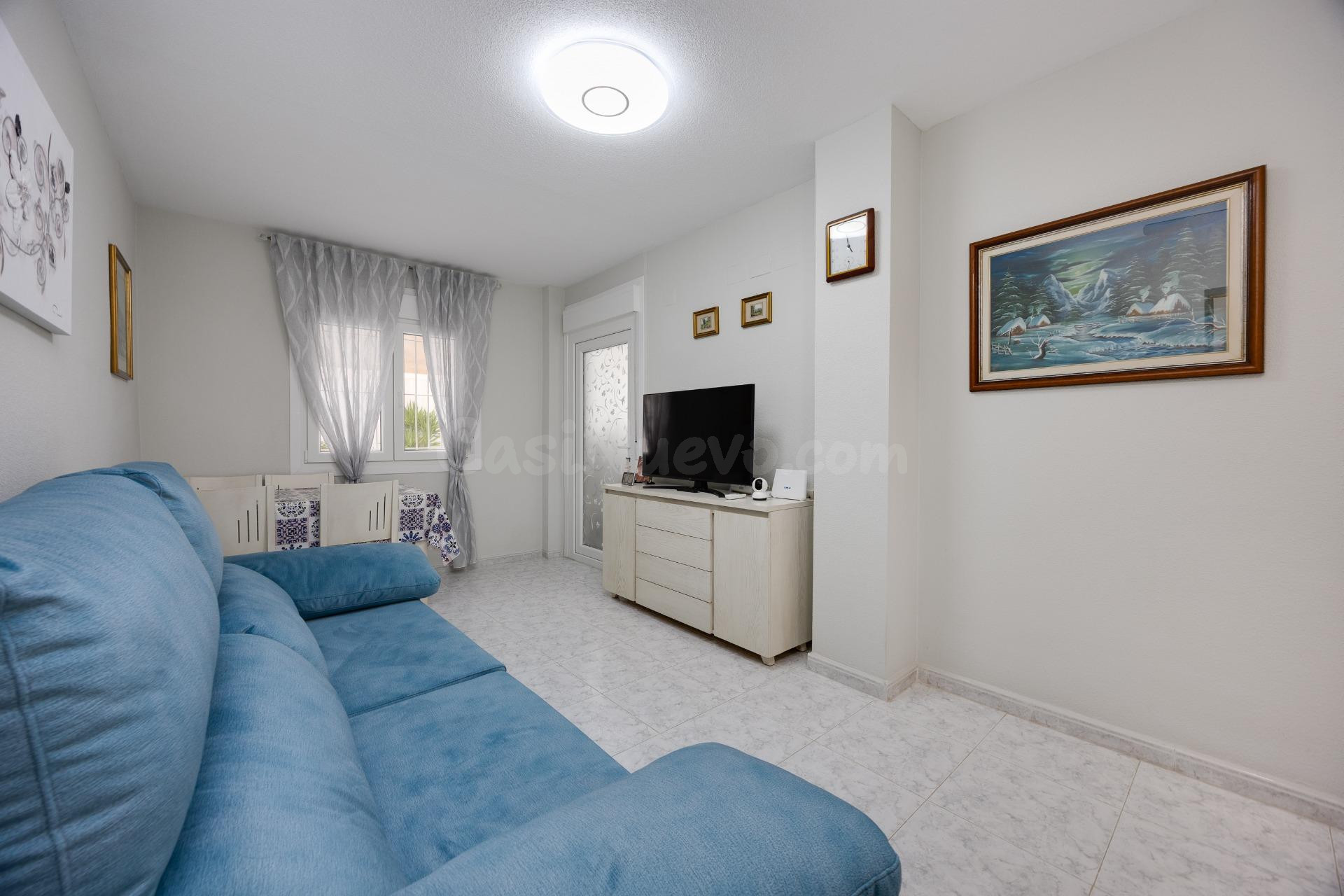 Apartamento reformado de un dormitorio en la Playa de los Lo - foto 3