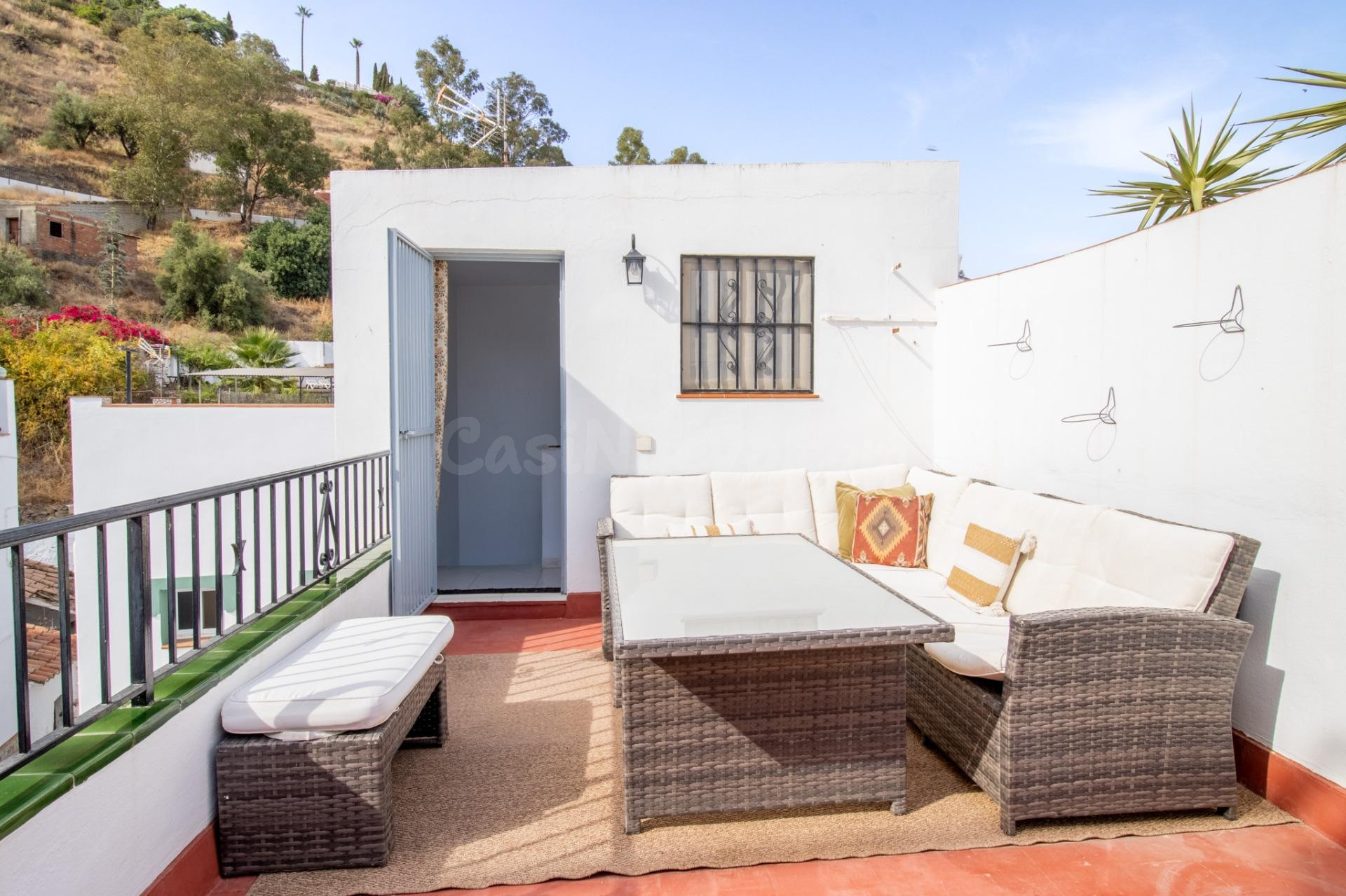 Encantadora casa adosada con terraza en la azotea en la prec - foto 3